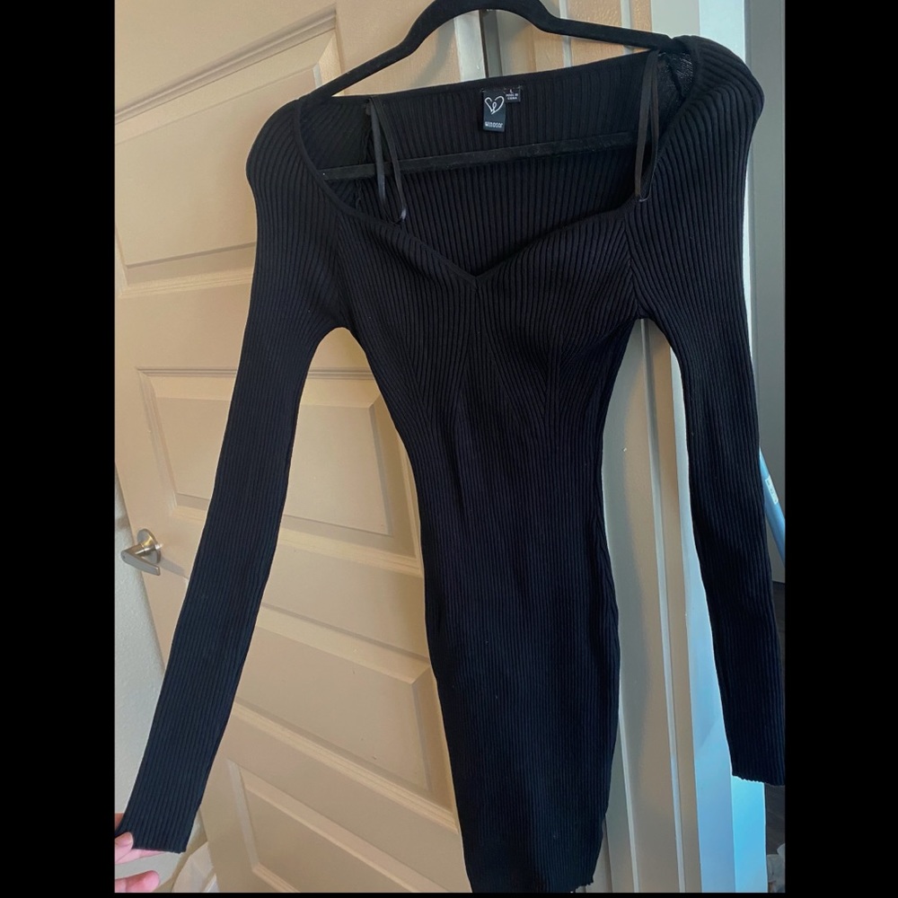 Windsor large black long sleeve bodycon dress